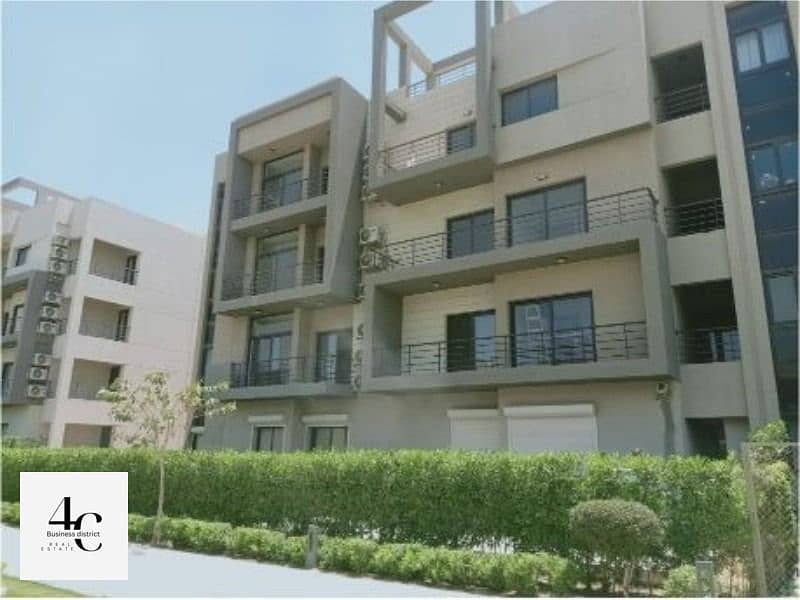 Apartment Fully finished for sale in fifth square 132M  , prime location view landskape . 3