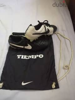 nike . tiempo legend