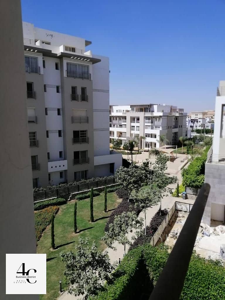 Town house 216m  for sale in Hyde Park  with down payment and installments, View Landscape. 1