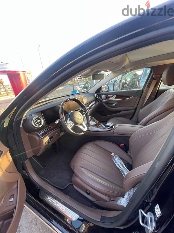 Mercedes E300 Exclusive, 2020, Black x Brown, 5,400 KM 5