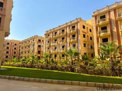 Apartment with immediate receipt in the Fifth Settlement, cash and installments, in a compound