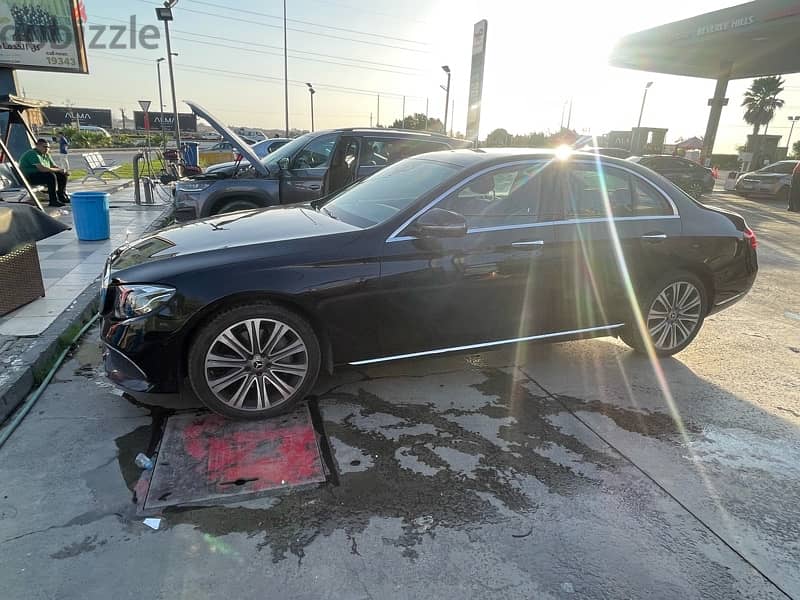 Mercedes E300 Exclusive, 2020, Black x Brown, 5,400 KM 2