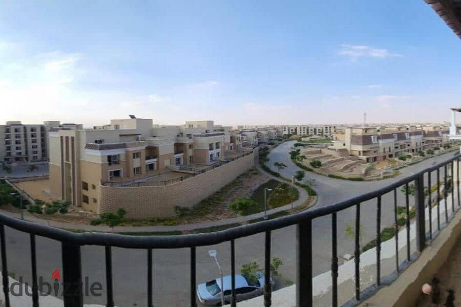 تاون هاوس للبيع بخصم 42% ع الكاش  سور في سور مع مدينتي Sarai Compound 9