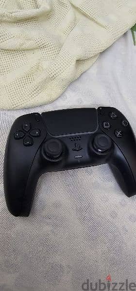 دراع ps5 اسود . . استعمال جيد جدا  ps5 controller 0