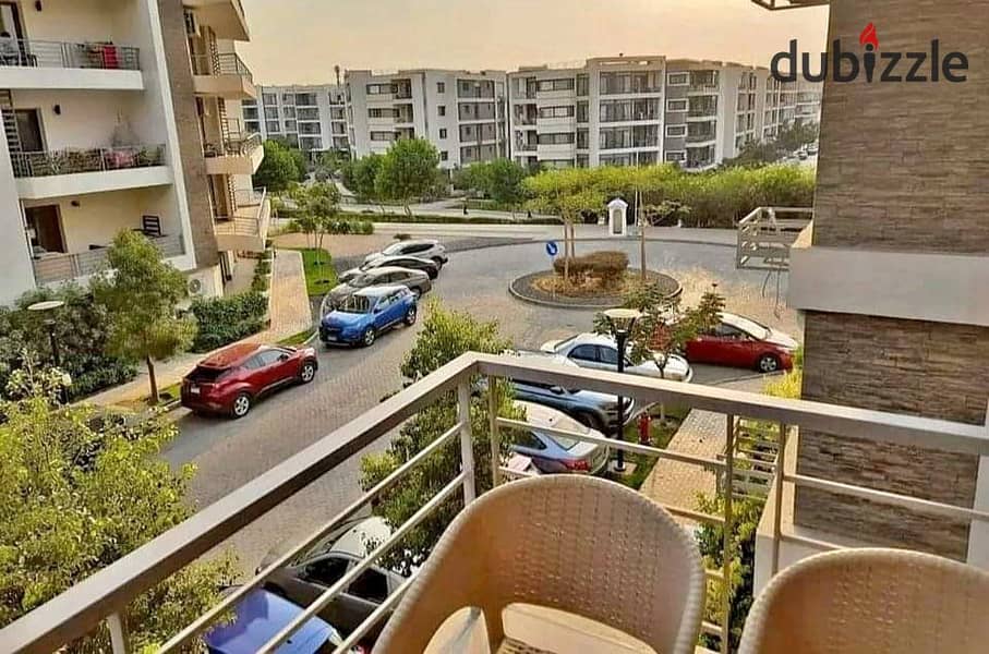 Apartment for sale in the Fifth Settlement, on the landscape, in the Taj City Compound, directly in front of the airport, along Al Thawra Street 8