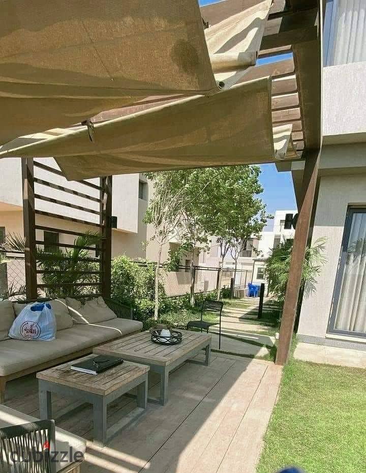 Apartment for sale in the Fifth Settlement, on the landscape, in the Taj City Compound, directly in front of the airport, along Al Thawra Street 10