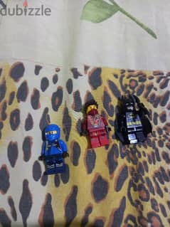 شخصيات lego