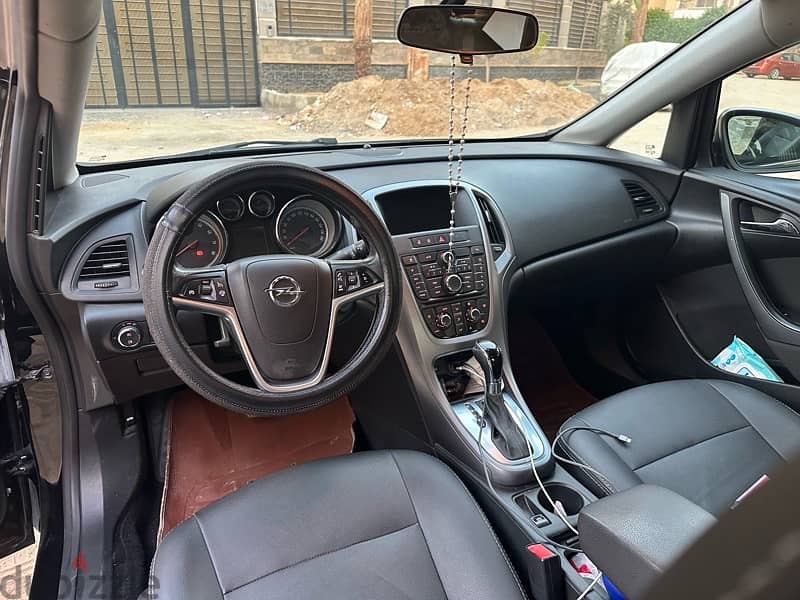 Opel Astra 2019 5