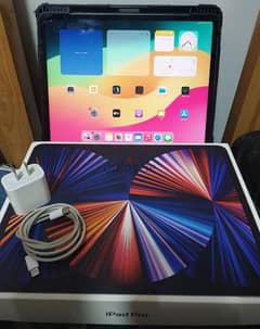 iPAD PRO M1 12,9 inch 256 GB with Apple Pencil Like New