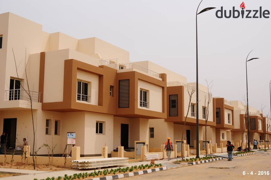 For sale, a townhouse of 283 m, Grand Heights Compound, fully finished 6