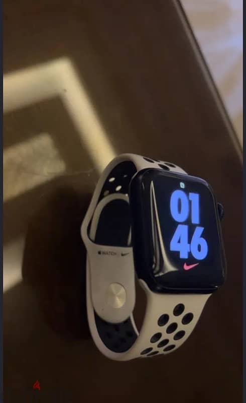 Apple Watch Nike SE 40 MM 4