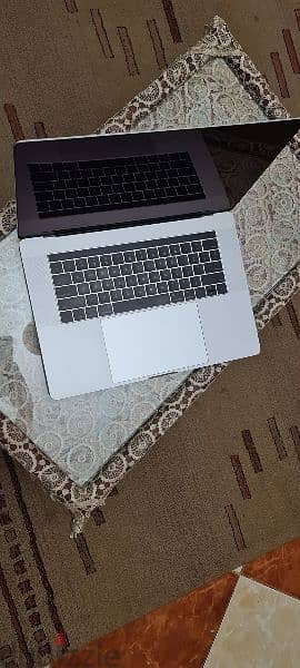 MacBook Pro 15 inch 2017 3