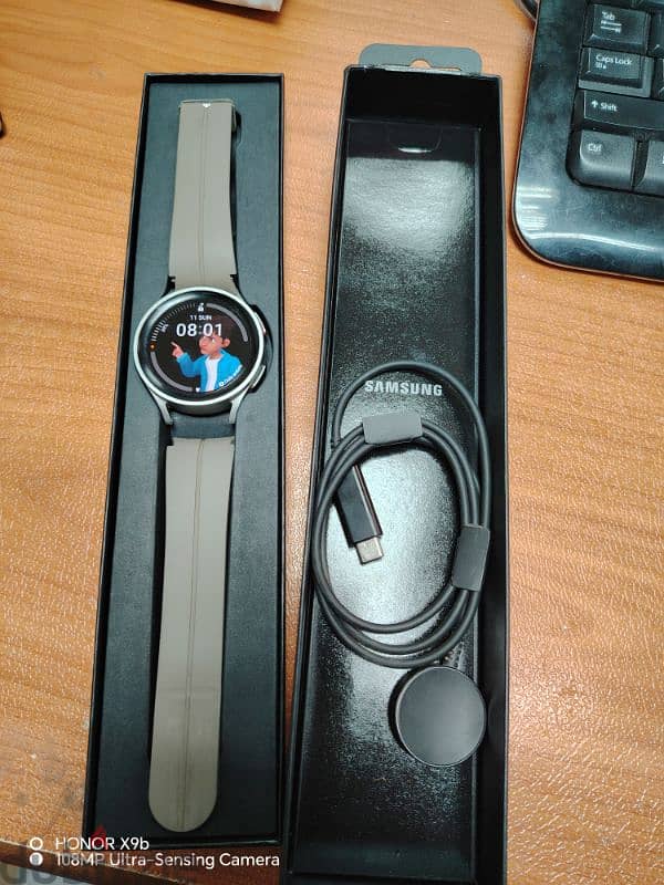 Samsung Galaxy watch 5 pro Gray Titanium 5