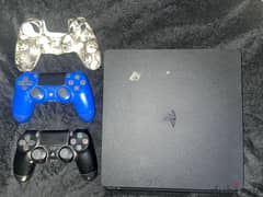 PS4 500 slim ٥٠٠  بلايستيشن ٤