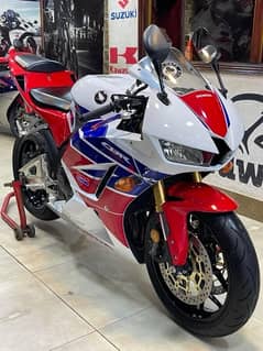 Honda cbr