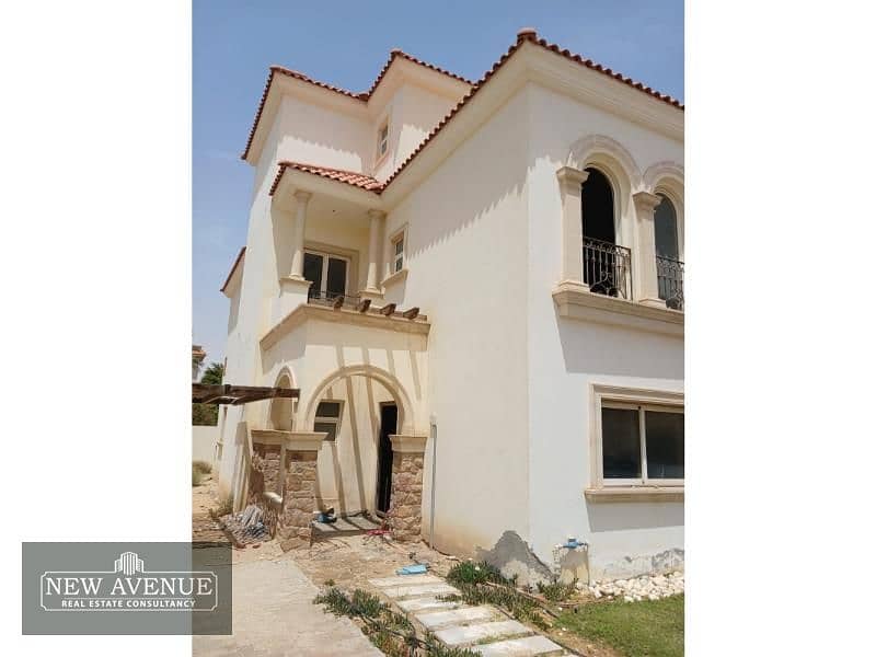 Townhouse corner for sale in Divine gardens 3