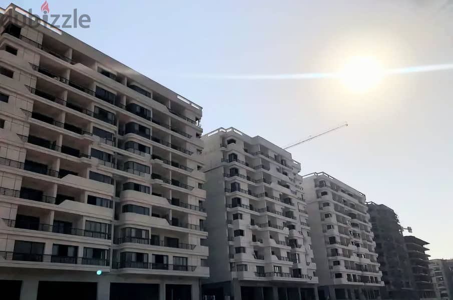 شقه للبيع في مصر الجديدة امام مول سيتي ستارز  Resale at Heliopolis 5