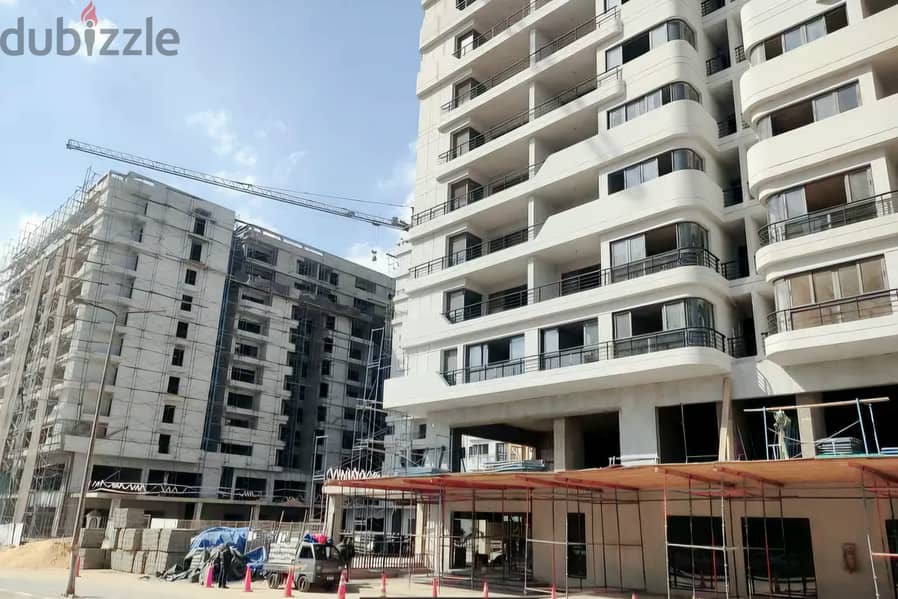 شقه للبيع في مصر الجديدة امام مول سيتي ستارز  Resale at Heliopolis 7