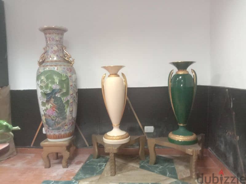 three ceramic vases in an excellent condition 5