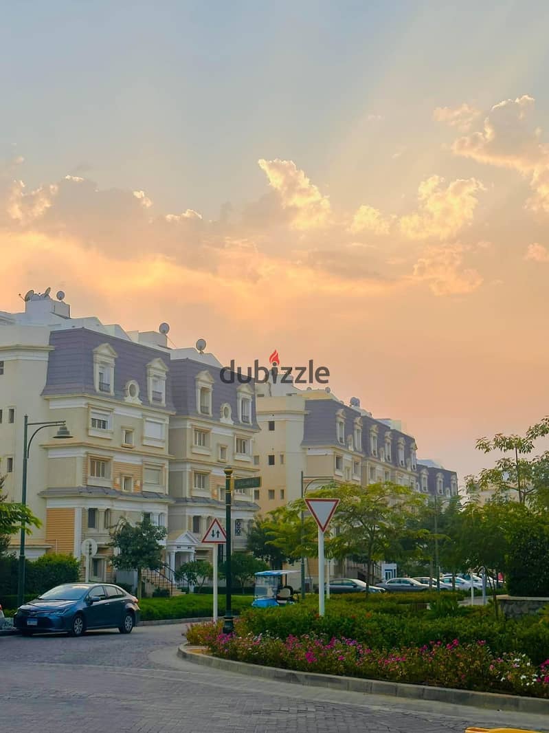 Penthouse for sale in Mountain View Hyde Park 190 m2 Best price in the market 10.5 Million perfectly located in Fifth Settlement in the golden square 1