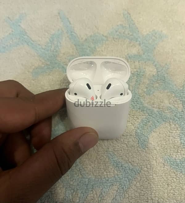 Apple Airpods 2nd generation 0