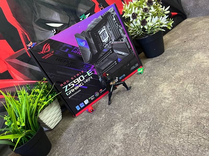 rog strax z590 with cpu i9 10900k  Rtx 3060 ti 6