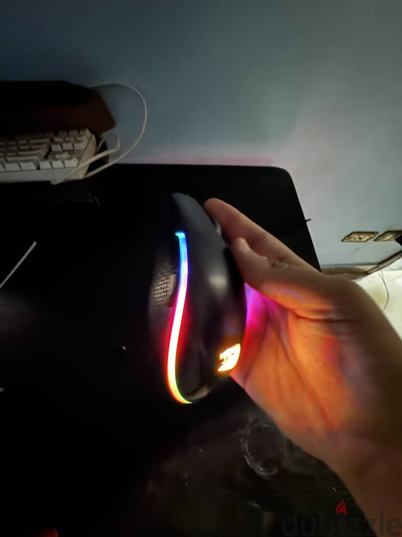 Redragon Mouse M719 RGB 4