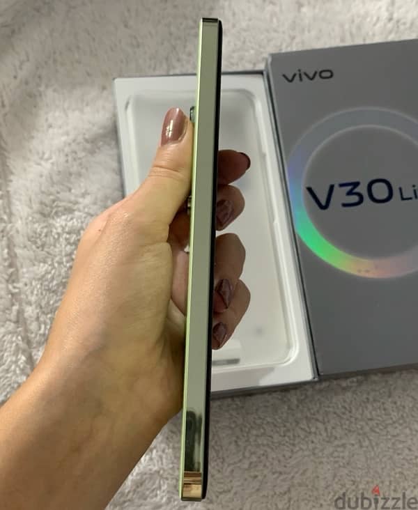 VIVO V30 LITE كسر زيرو 2