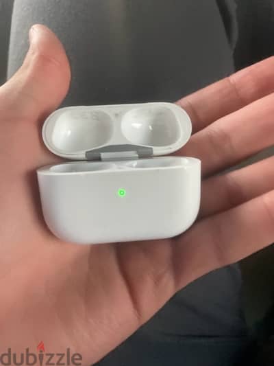 Apple airpods pro 1st generation (case only)!!