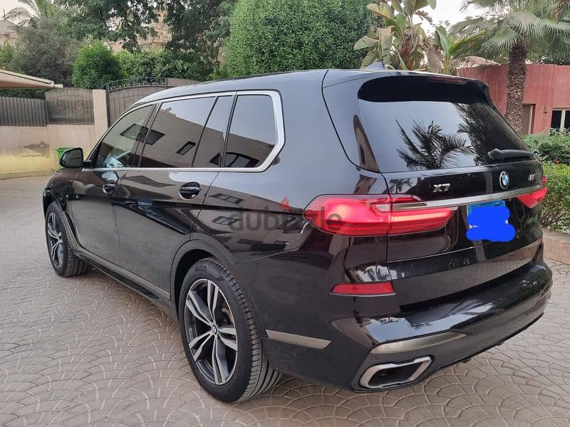 BMW X7 2020 1