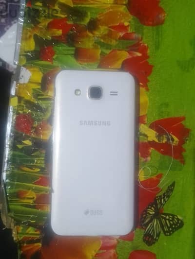 Samsung J5 محتاج شاشة للبيع قطع غيار