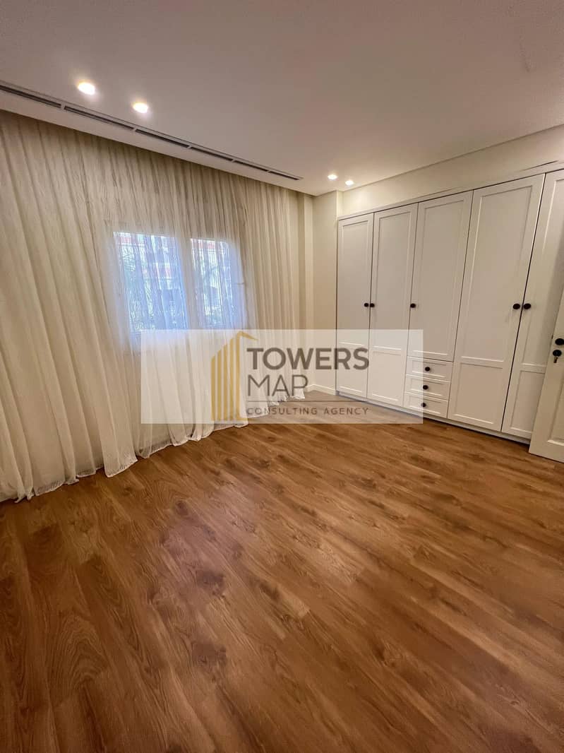 Town house ( Quad) For Sale in Patio 5 East / Fully Finished with AC - Kitchen /BUA 195 m -  Land  208 m 8