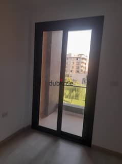 Apartment for rent in Azad Compound with a very special view 0