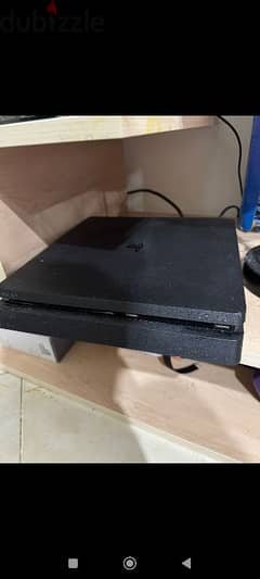 PS4 slim 1tb