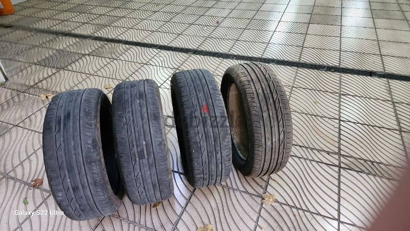 طقم كاوتشات Bridgestone مقاس 18 run flat كالجديدة 0