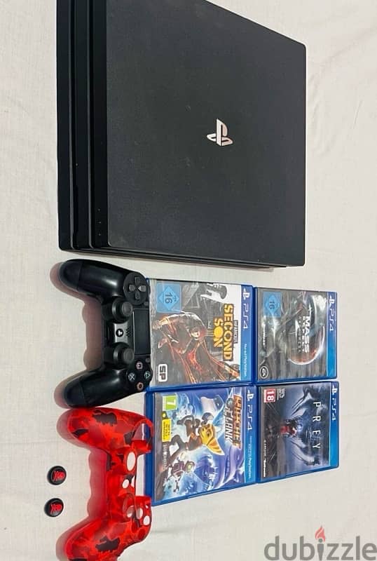 PS4 pro 1 T + one controller and its cover+4 CD 8