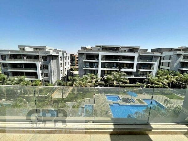 شقة دورمتكررللبيع في لافيستا الباتيو في قلب الجولدن سكوير فيو دايركت حمام سباحة +لاند سكيب / apartment for sale in el patio oro new cairo 8