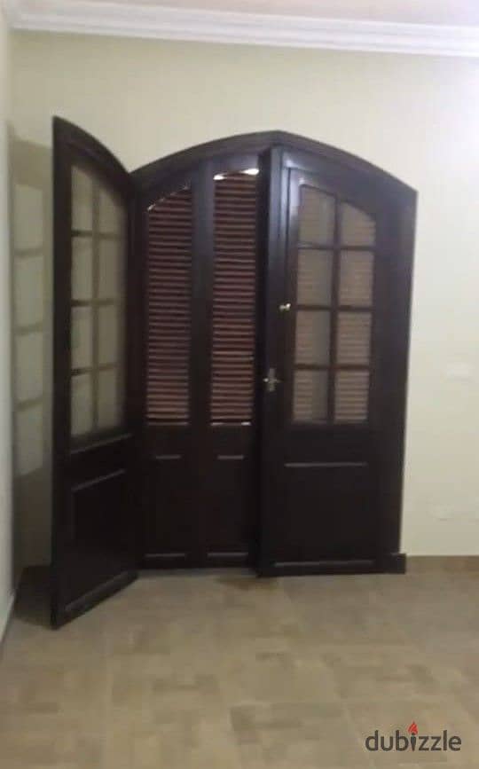 Apartment for rent in the Banafseg Villas area 11 in the First Settlement  A prime location near Mohamed Naguib Axis 10