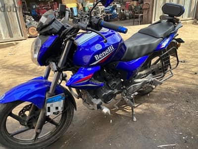 Benelli vlr 200 sport