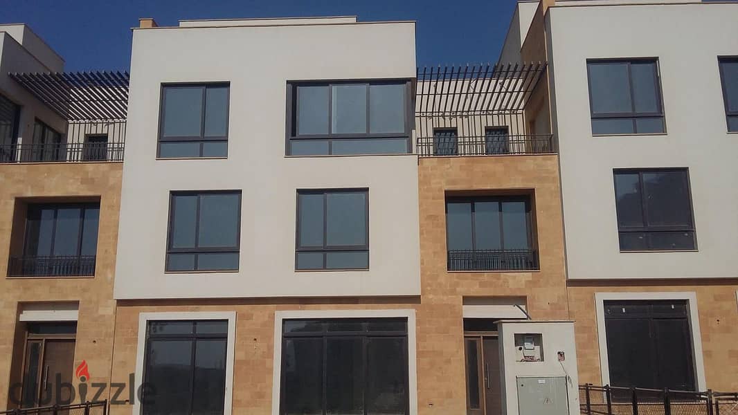 Ground floor duplex with garden for sale in Westown Sodic Sheikh Zayed 2