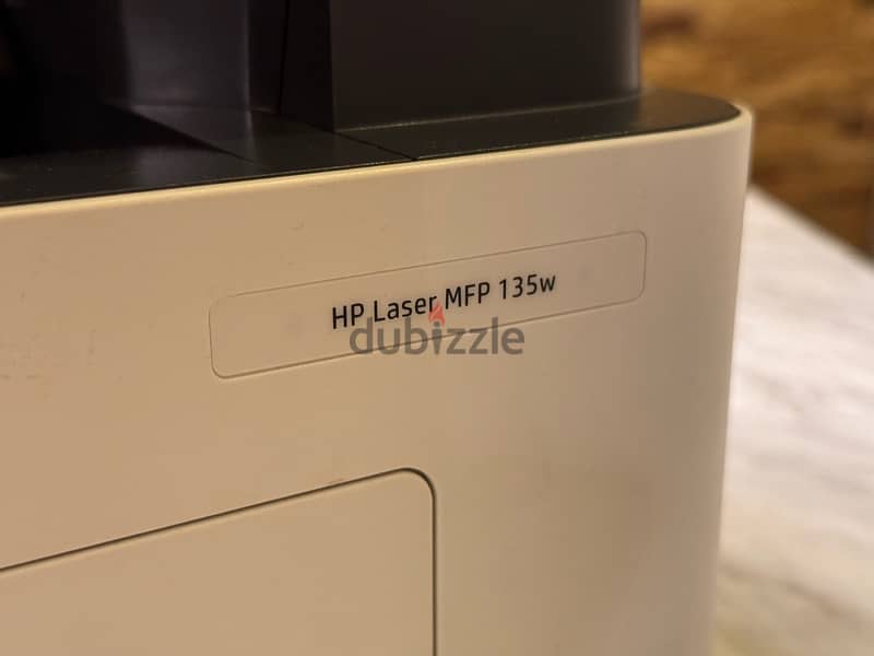 HP 135W Printer 1