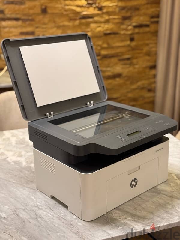 HP 135W Printer 5