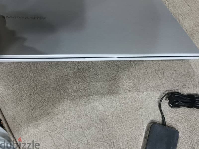 Asus Vivobook laptop X1500E 7