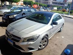 Mercedes-Benz CLA 180 2015