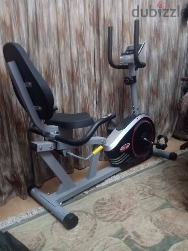 للبيع عجلة رياضية نوعها Pro fit Model: KLJ 8518R 2