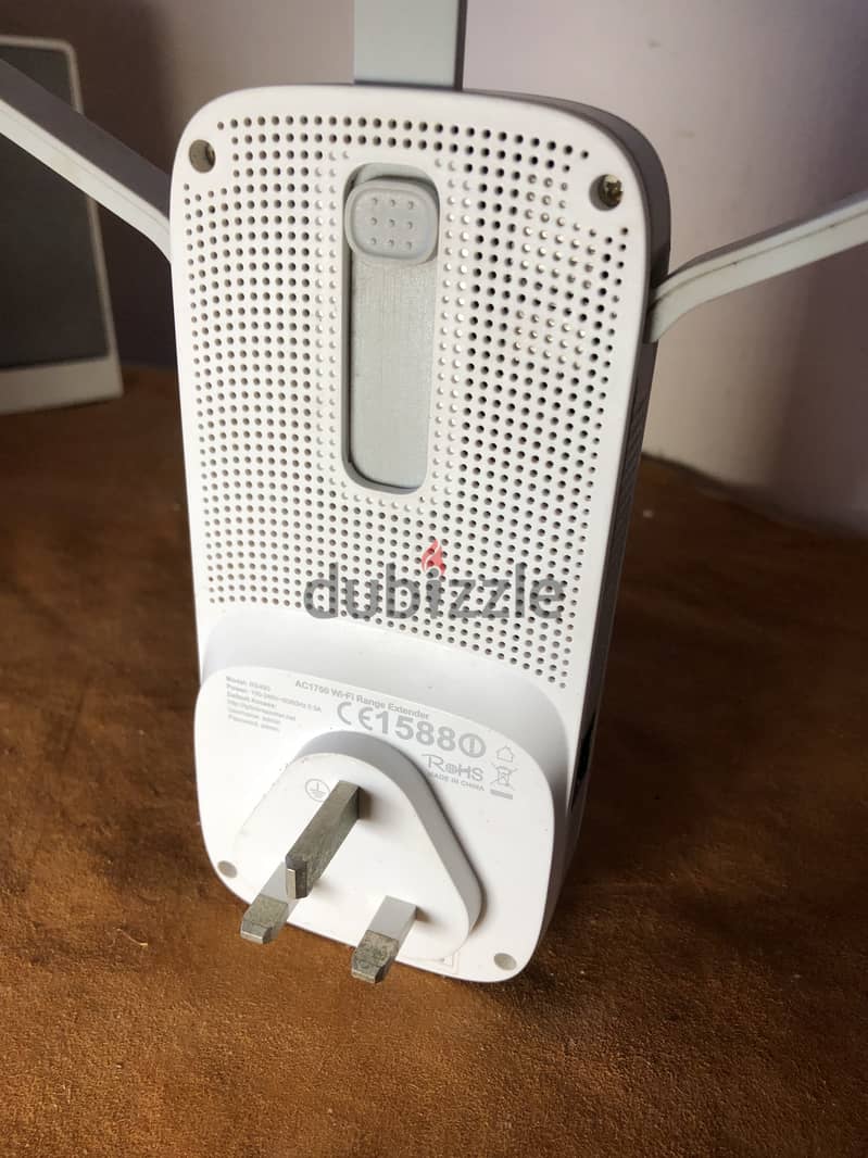 RE450 AC1750 Wi-Fi Range Extender 5