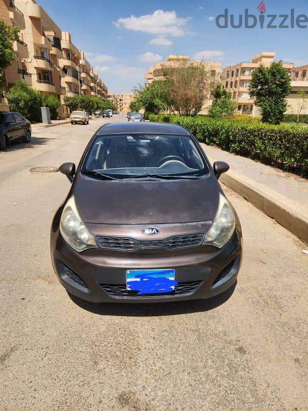 Kia Rio 2015 Hatchback خليجي 1