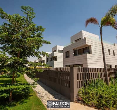 For sale, a two-storey villa in a fantastic location, with a down payment of 1.8 million, in Al Burouj Compound