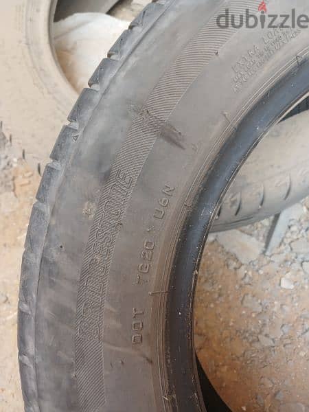 بيع ٤ كاوتشات bridgestone 8