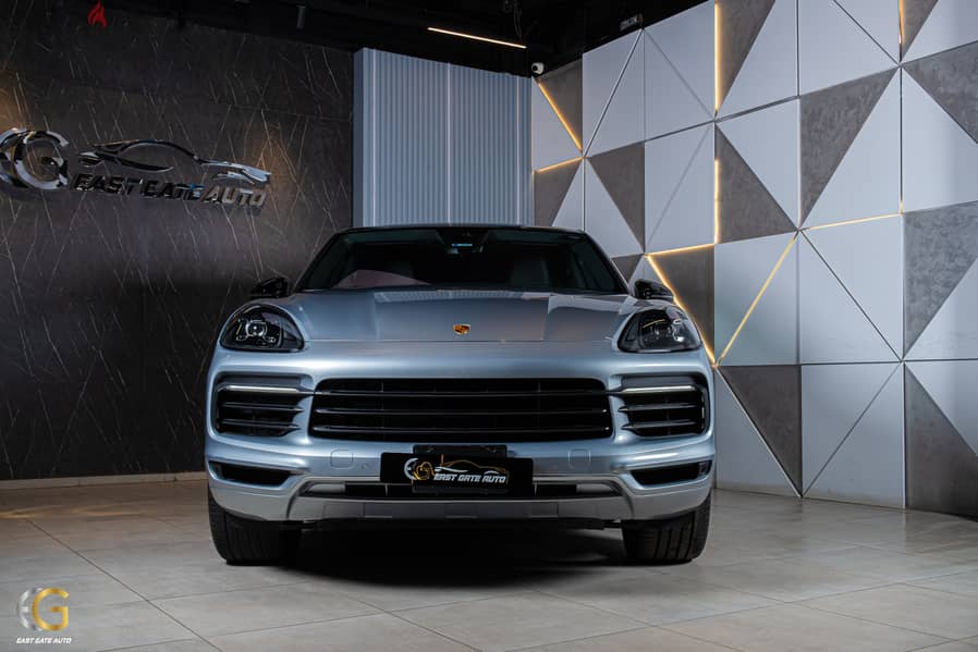 Porsche Cayenne 2022 Coupe 1